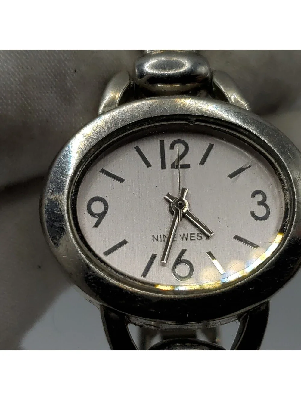 Nine West Watch Women 29mm Silver Tone Oval New Battery